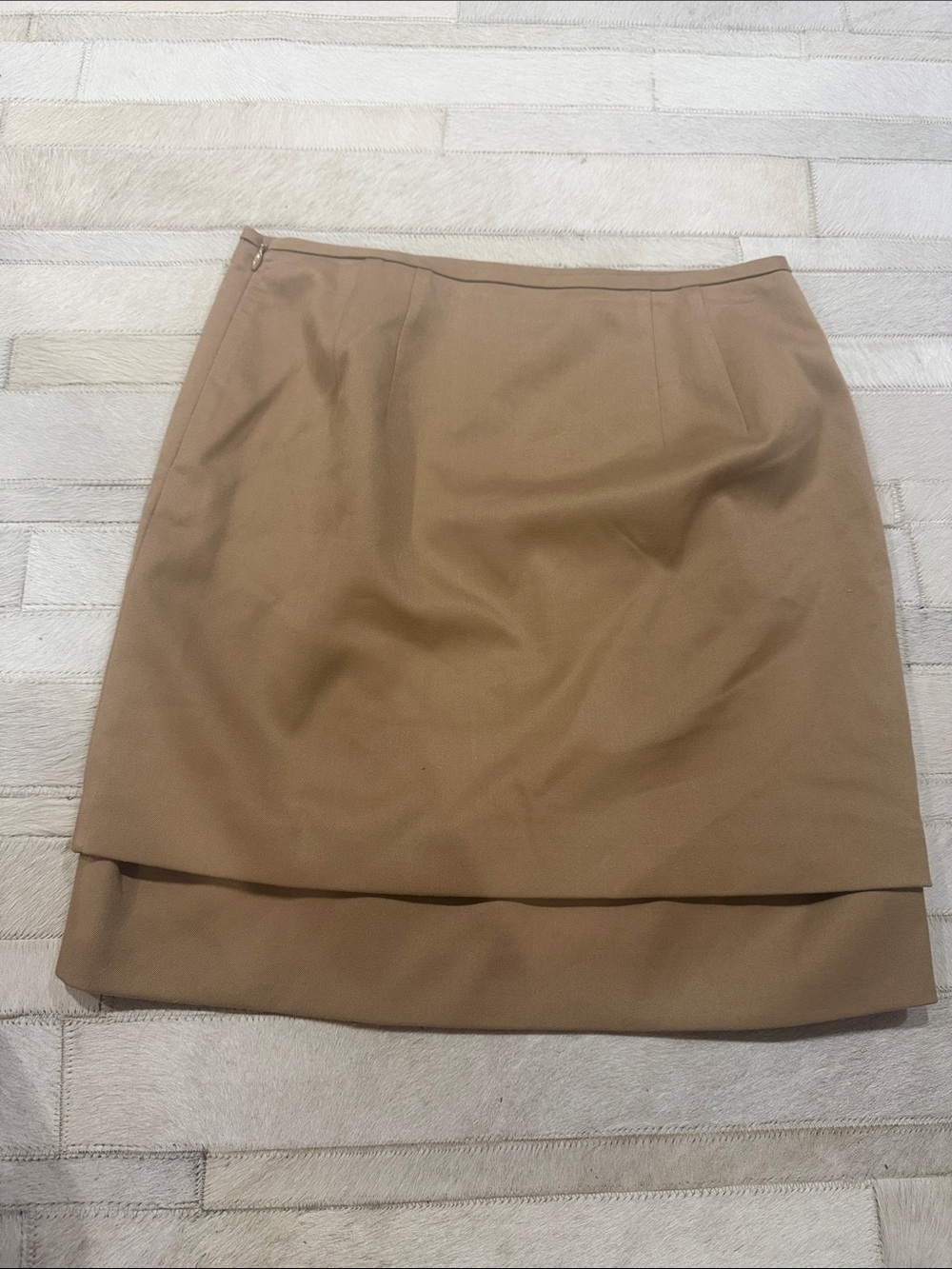 White House Black Market Tan Layered Skirt - Picture 4 of 5